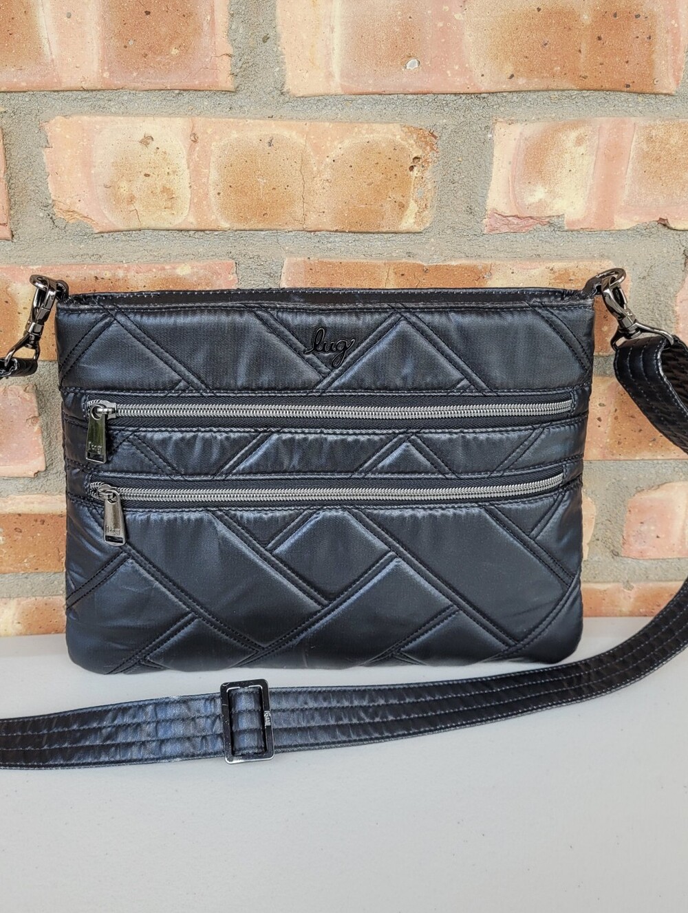 Lug Dazzle SE Black Quilted Crossbody Bag with Dual Zip Pockets